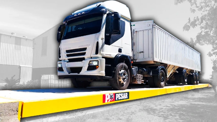 Báscula de camiones para pesaje en depósito logístico